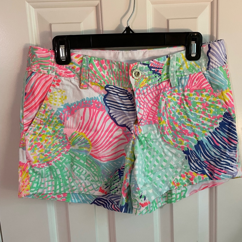 LILLY PULITZER CALLAHAN SHORT, SIZE 4, 5” INSEAM